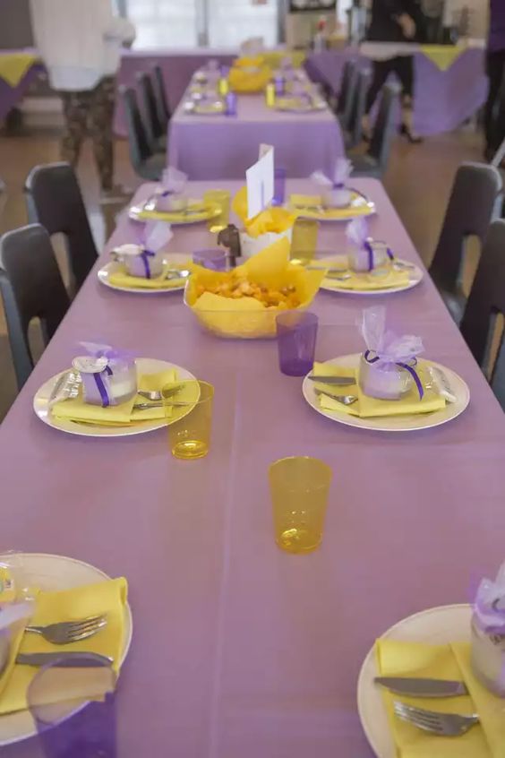 Friends table setting and party favour